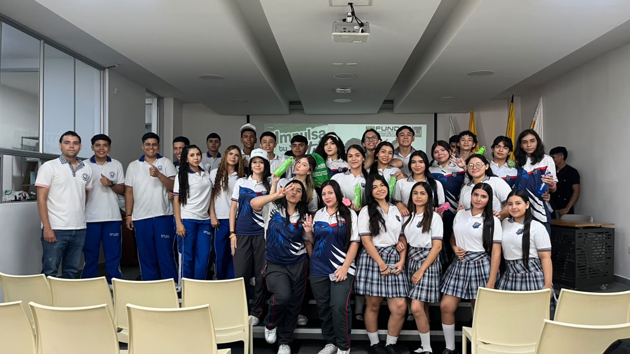 Estudiantes de grado 11 del Espinal vivieron la experiencia universitaria a través del Open Day