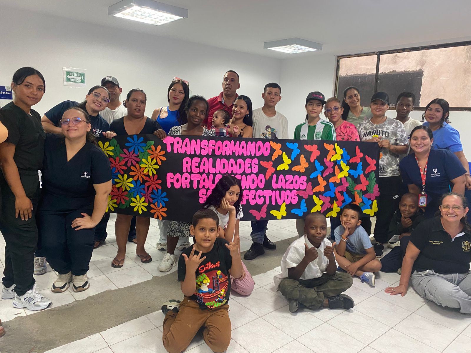 Estudiantes de Psicología de FUNDES transforman realidades y fortalecen lazos socioafectivos en Flandes 